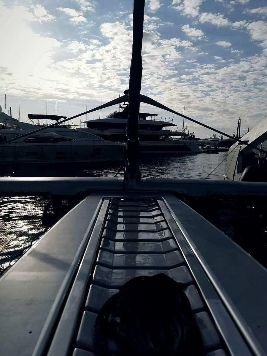 Flotte à quai, Cannes